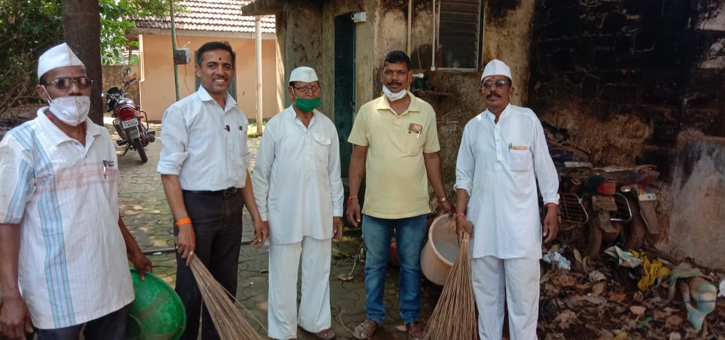 अखिल महाड तालुका वारकरी संप्रदाय तर्फे स्वच्छता मोहीम