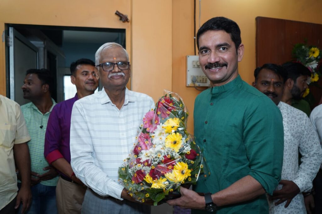 डॉ. एस. एन. पाटील नागरी सह. पतसंस्थेच्या वाशी नवी मुंबई येथील शाखेचा चौथा वर्धापनदिन, साजरा